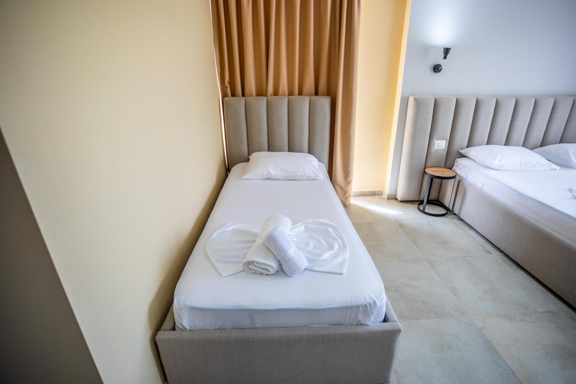 The Blue Wave Hotel Himare Luaran gambar