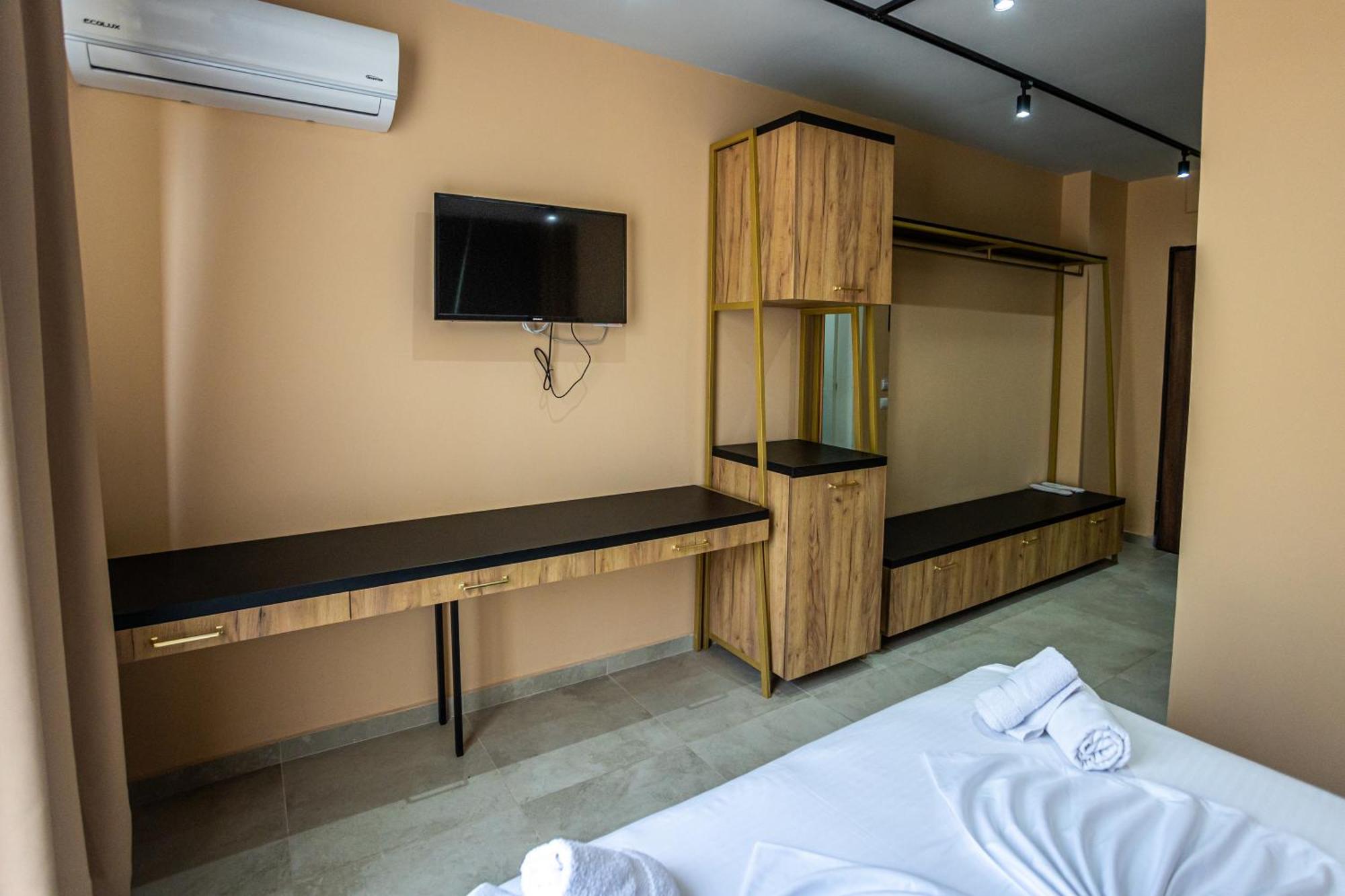 The Blue Wave Hotel Himare Luaran gambar